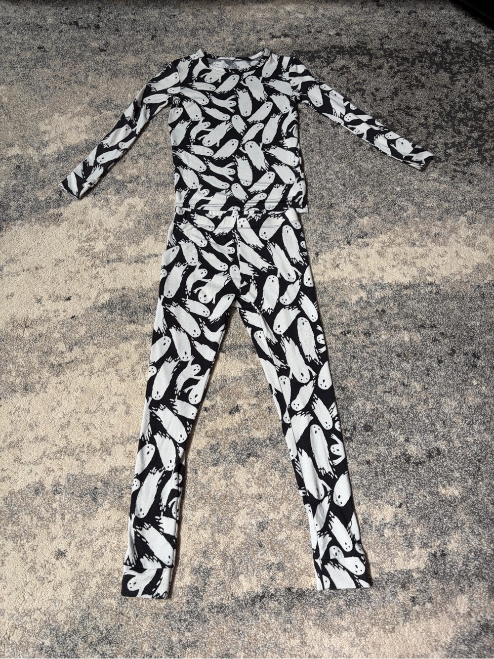 Black & White Ghost Print pajama set size 8